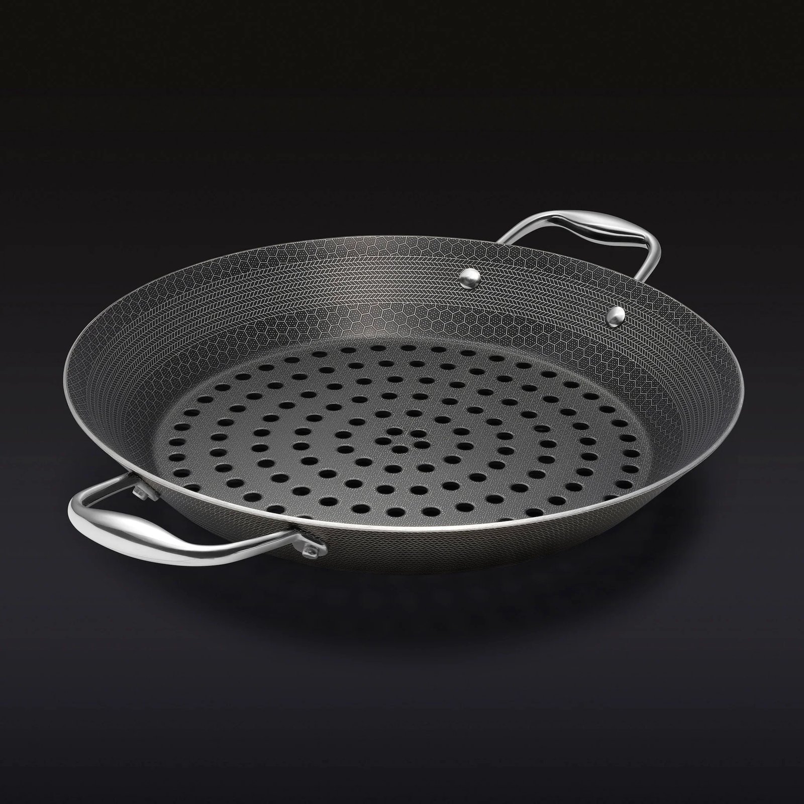 The hybrid BBQ grill pan
